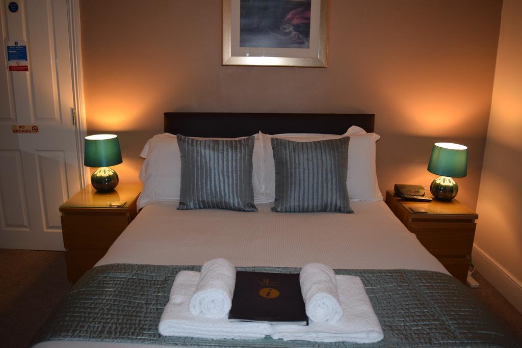 St Aubyn'S Guest House Bridgwater Esterno foto